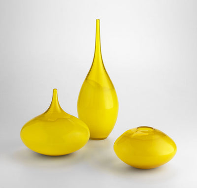 Yellow Moonbeam Vase in Assorted Sizes design by Cyan Design grid__img-ratio-40